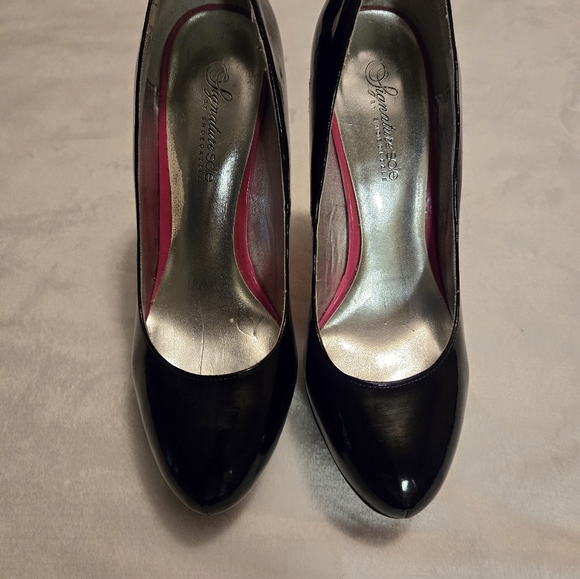 Shoe Dazzle Pink Bottoms Black Patent Leather Pumps - Picture 1 of 5